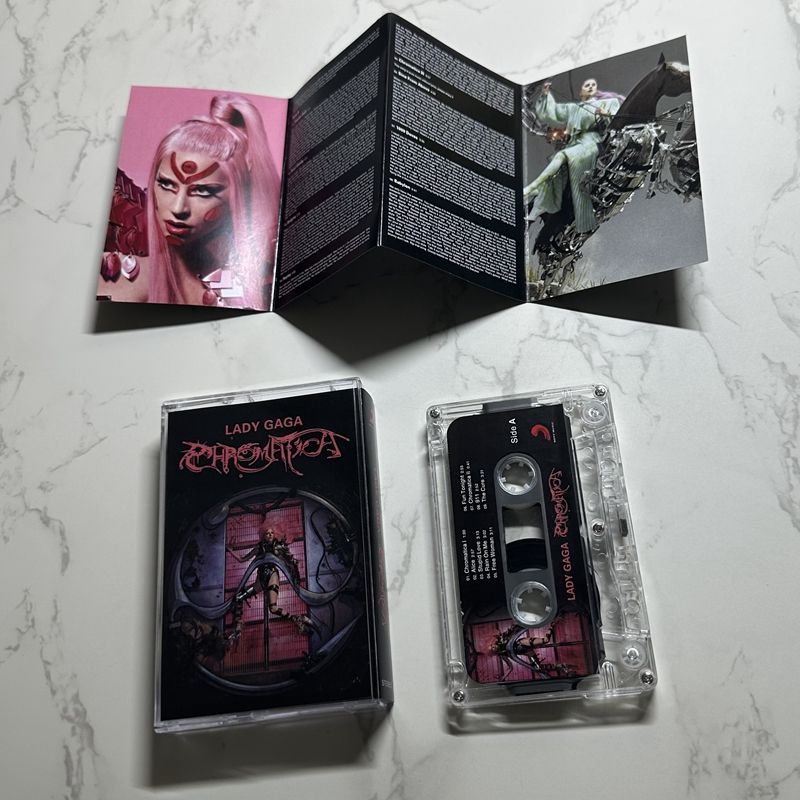 En Stock: Cassette de Lady Gag - Books reseña y precio